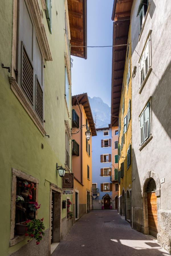 Hotel Canarino Riva del Garda Exterior foto